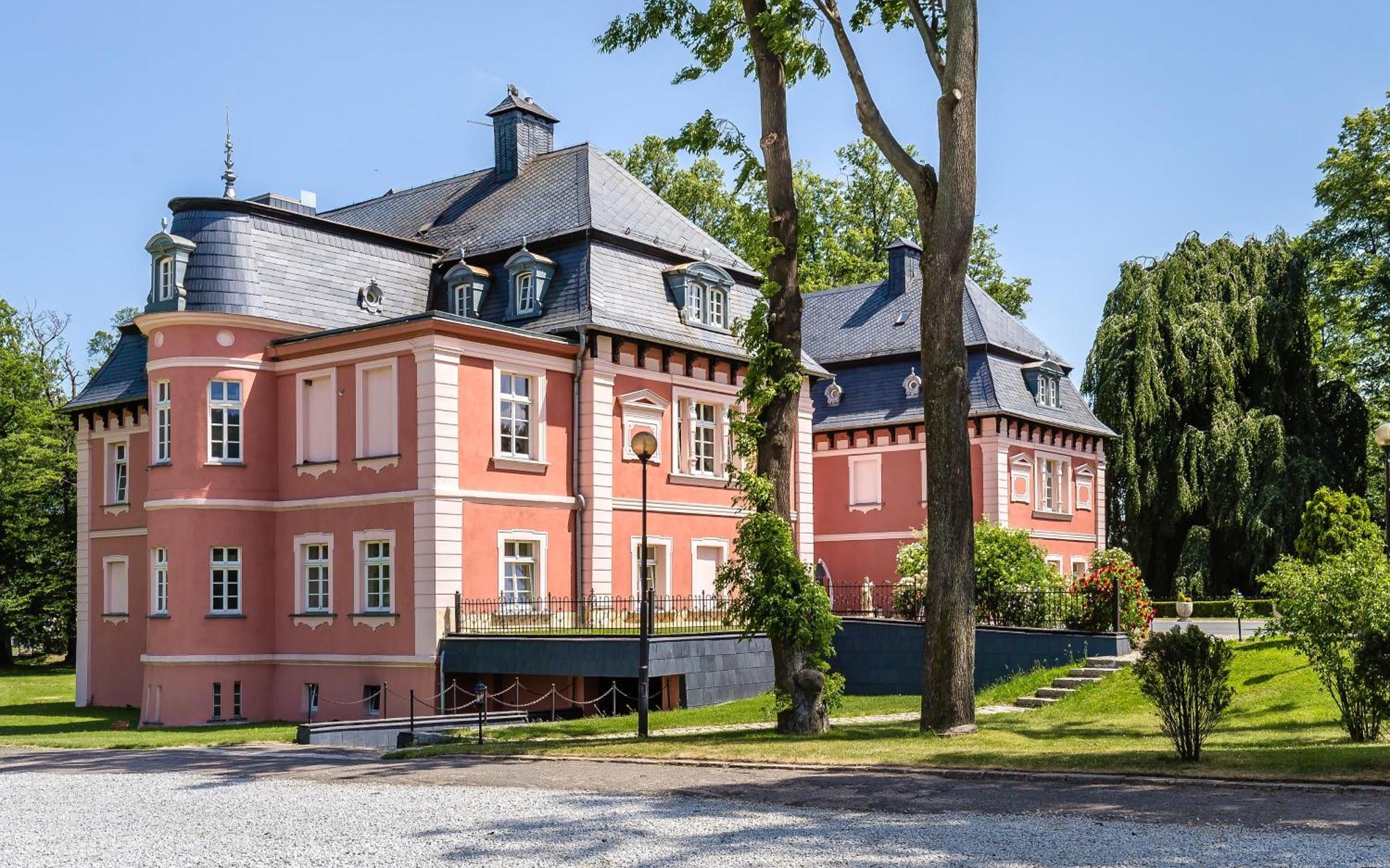 Palac Spiz Milkow Kolo Karpacza Extérieur photo